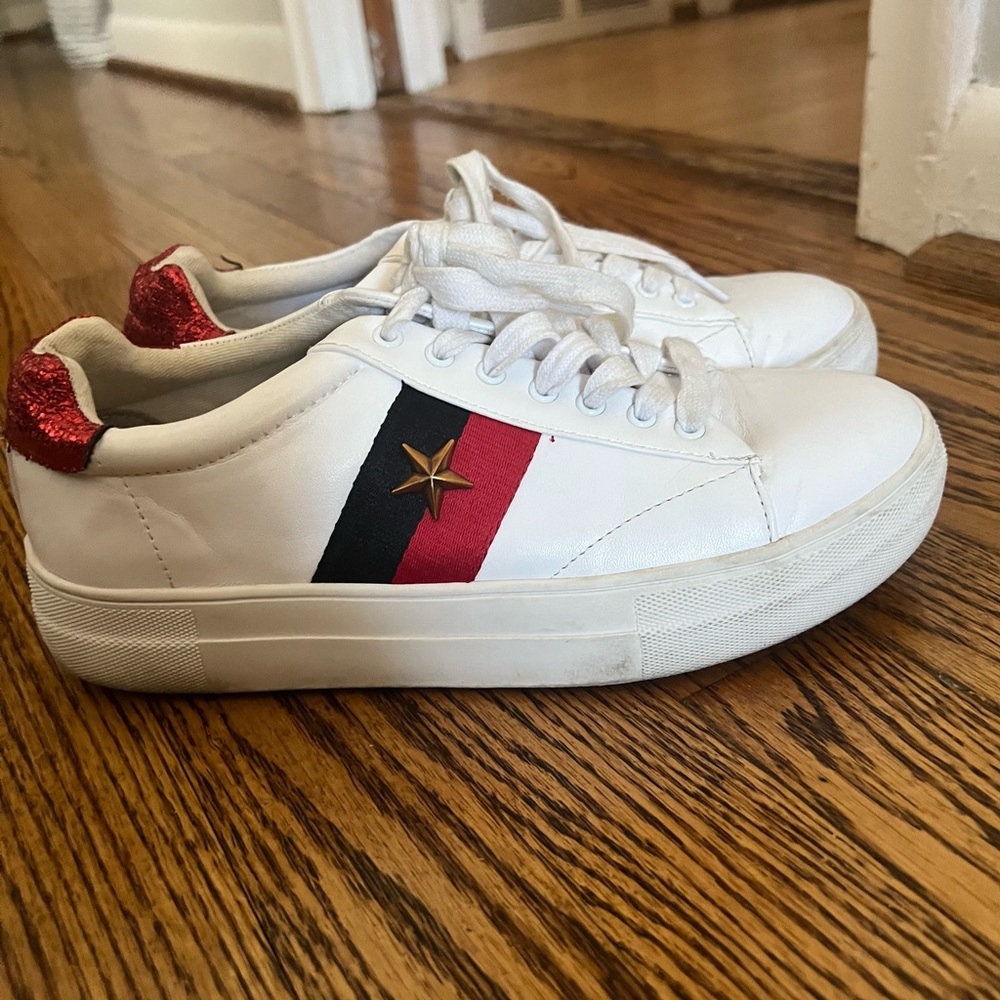 Steve Madden Moody faux White leather Sneakers
